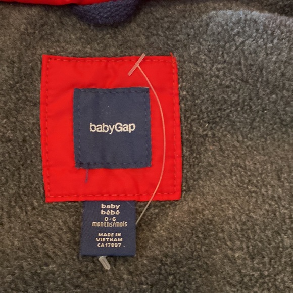 Gap puffer coat 0-6 months - Picture 4 of 5